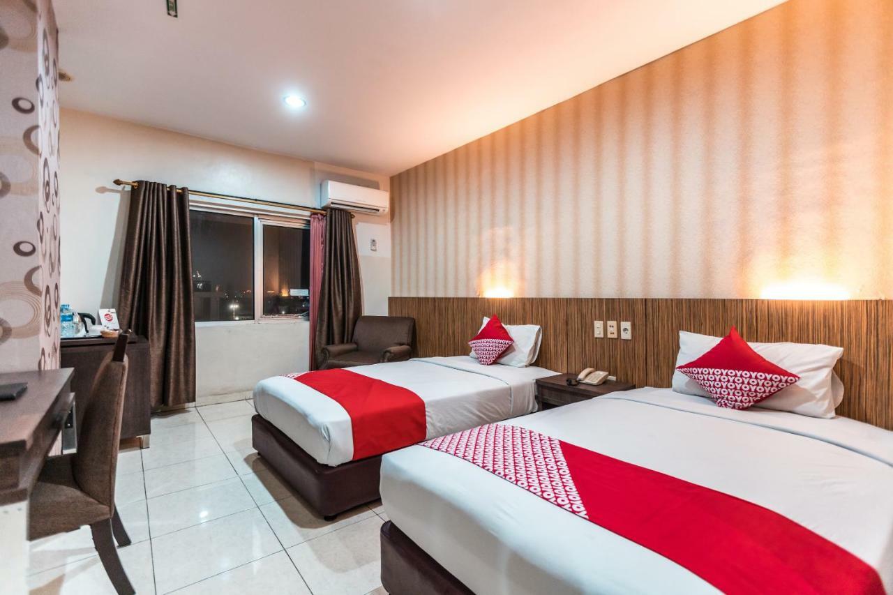 Oyo 1475 Alia Matraman Syariah Near Rs Premier Jatinergara Hotel Jakarta Ngoại thất bức ảnh