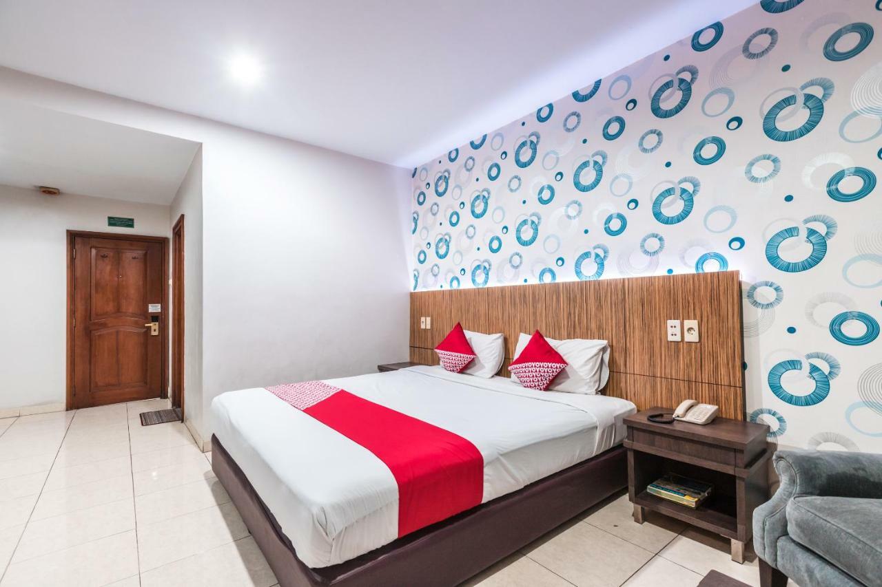 Oyo 1475 Alia Matraman Syariah Near Rs Premier Jatinergara Hotel Jakarta Ngoại thất bức ảnh