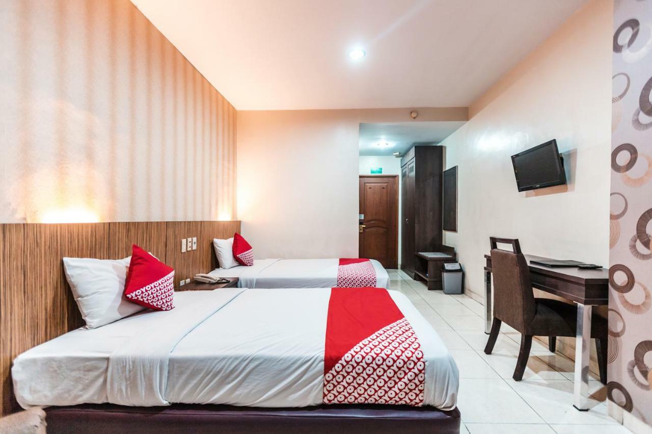 Oyo 1475 Alia Matraman Syariah Near Rs Premier Jatinergara Hotel Jakarta Ngoại thất bức ảnh