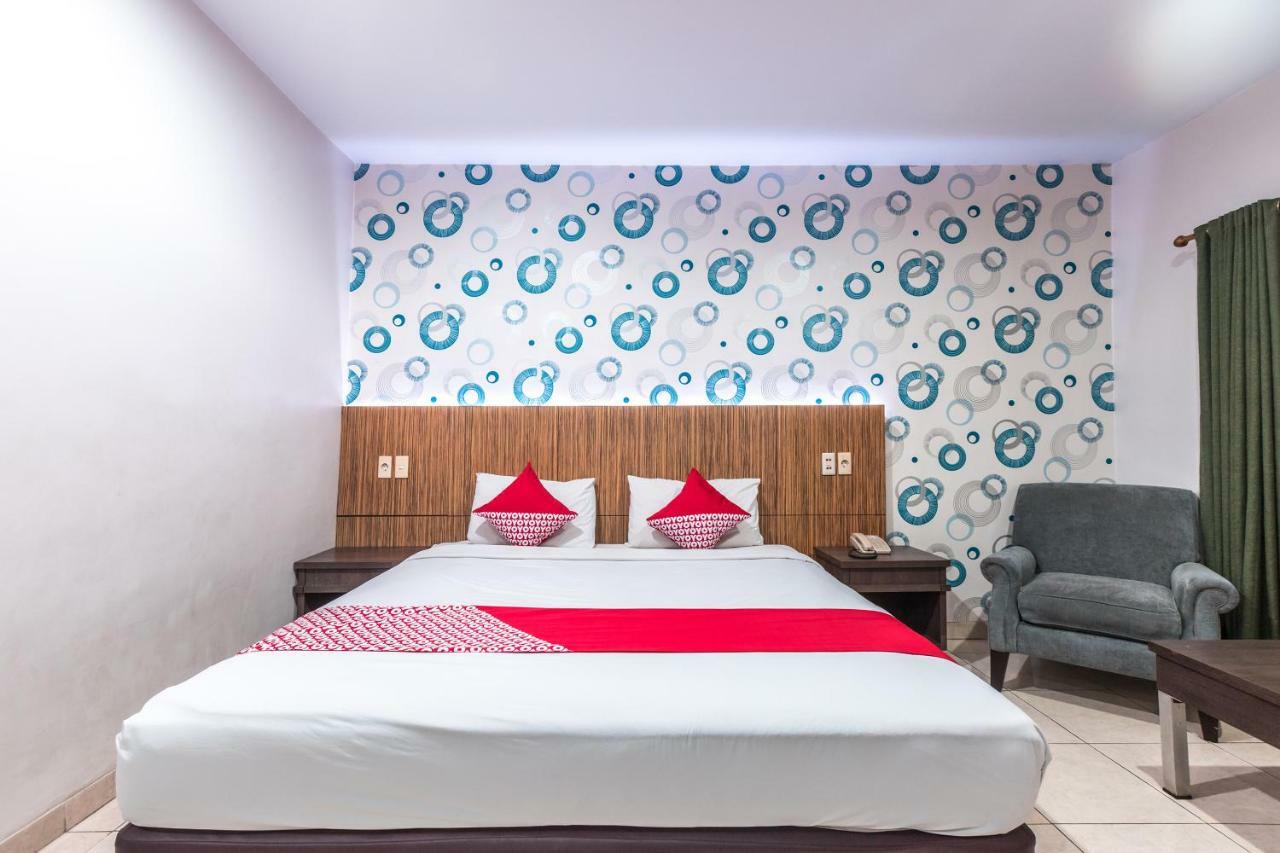 Oyo 1475 Alia Matraman Syariah Near Rs Premier Jatinergara Hotel Jakarta Ngoại thất bức ảnh