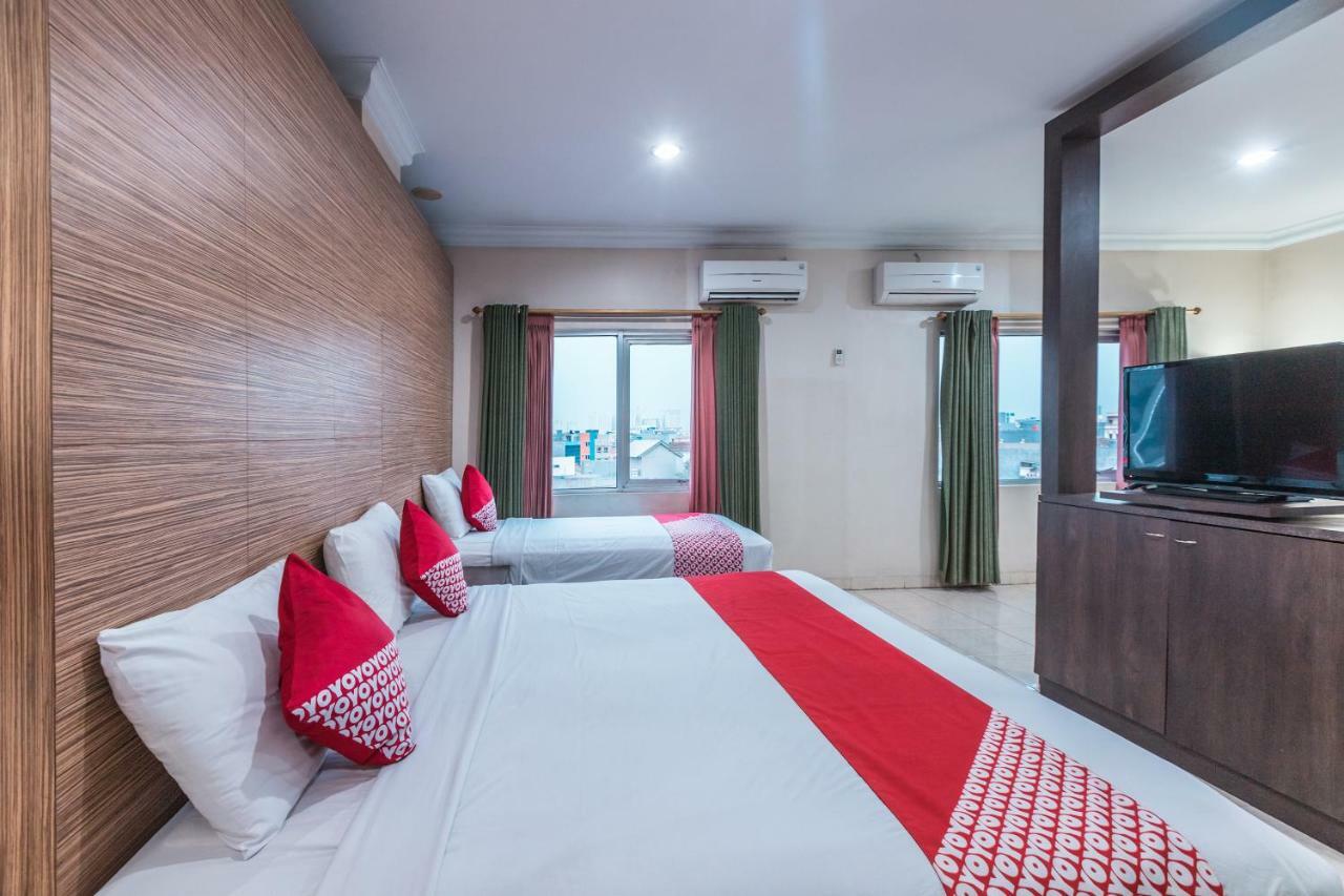 Oyo 1475 Alia Matraman Syariah Near Rs Premier Jatinergara Hotel Jakarta Ngoại thất bức ảnh